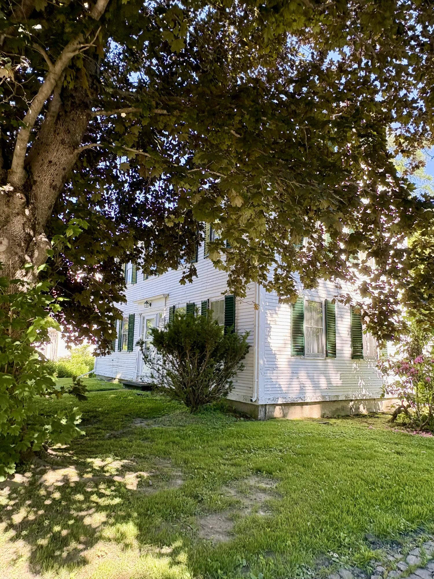226 Elm Street Damariscotta, ME 04543 - Photo 4 of 71 IMG_5220