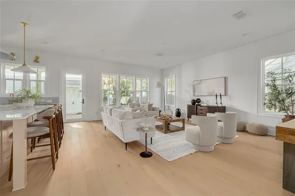 $1,750,000 | 1420 14th Street North, St. Petersburg, FL 33704