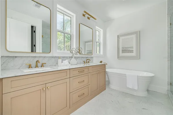$1,750,000 | 1420 14th Street North, St. Petersburg, FL 33704