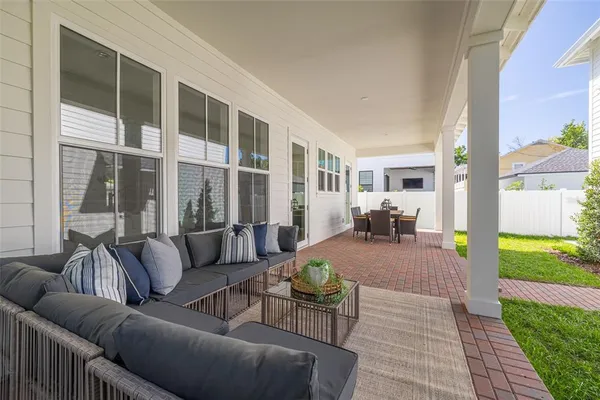 $1,750,000 | 1420 14th Street North, St. Petersburg, FL 33704