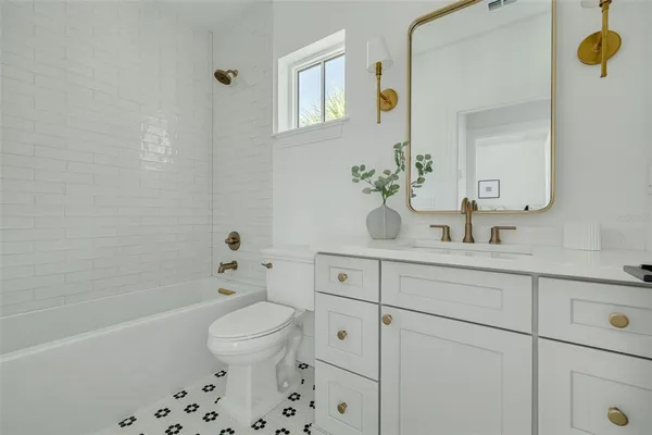 $1,750,000 | 1420 14th Street North, St. Petersburg, FL 33704