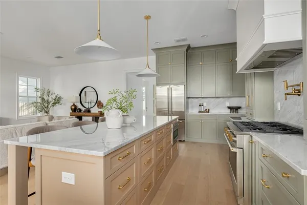 $1,750,000 | 1420 14th Street North, St. Petersburg, FL 33704