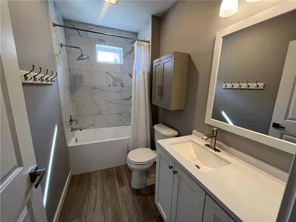 $385,000 | 501 Glenwood Avenue, Ambridge, PA 15003