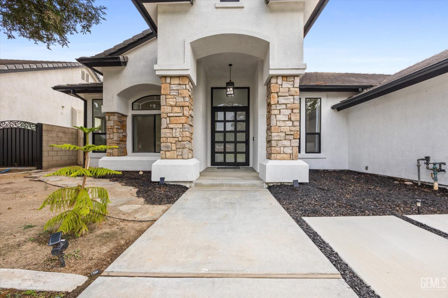 Undisclosed Address Bakersfield, CA 93311 - Photo 13 of 67