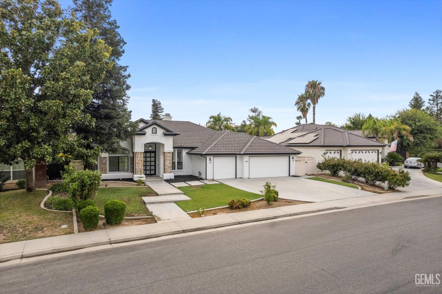 Undisclosed Address Bakersfield, CA 93311 - Photo 2 of 67