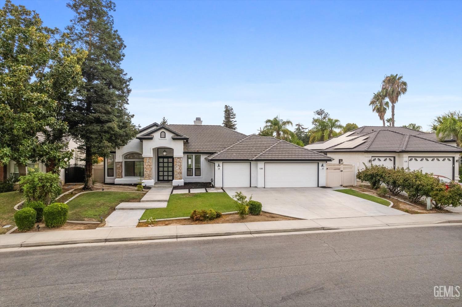 Undisclosed Address Bakersfield, CA 93311 - Photo 3 of 67