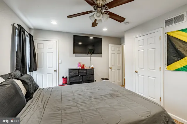 $249,900 | 115 Whitburn Place, Newark, DE 19702