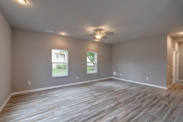 $277,500 | 632 West Delavan Drive, Janesville, WI 53546