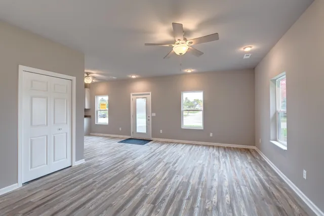 $277,500 | 632 West Delavan Drive, Janesville, WI 53546