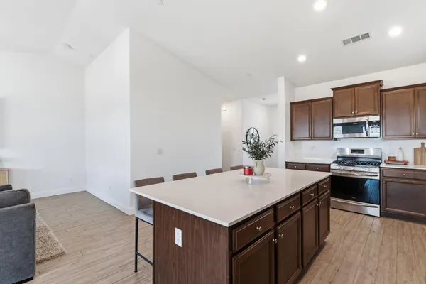 $495,000 | 6128 East Platt Avenue, Fresno, CA 93727