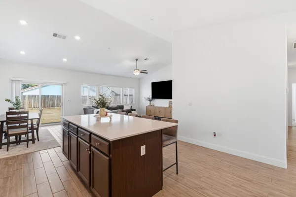 $495,000 | 6128 East Platt Avenue, Fresno, CA 93727