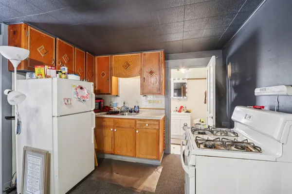 $244,900 | 4413 19th Avenue, Kenosha, WI 53140