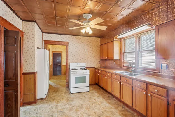 $244,900 | 4413 19th Avenue, Kenosha, WI 53140