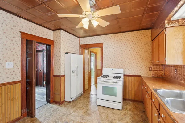 $244,900 | 4413 19th Avenue, Kenosha, WI 53140