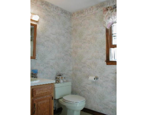 49 Chatham Road Billerica, MA 01821 - Photo 11 of 14