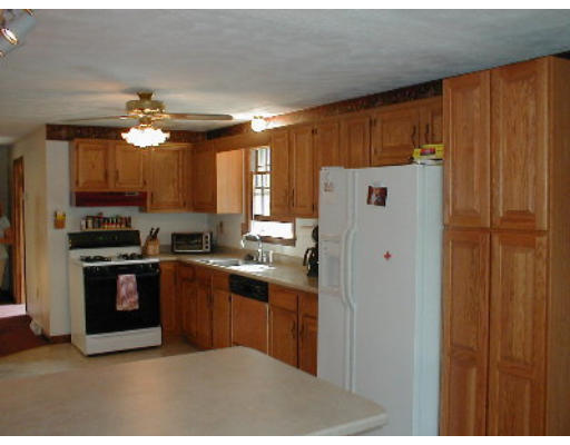 49 Chatham Road Billerica, MA 01821 - Photo 7 of 14