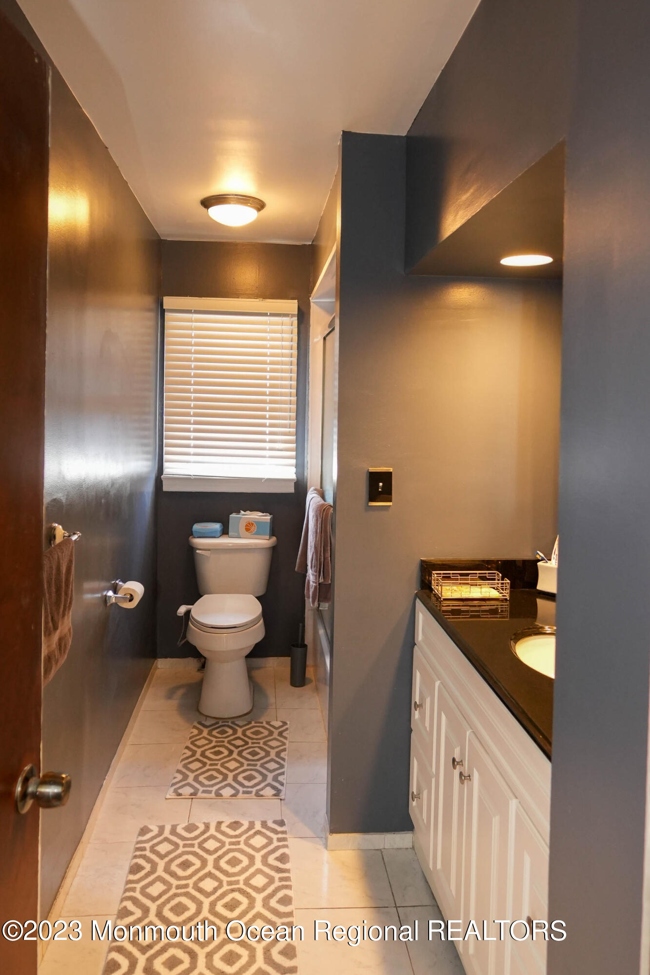 8 Leocadia Court Hazlet, NJ 07730 - Photo 11 of 46 8 Leocadia Ct-12