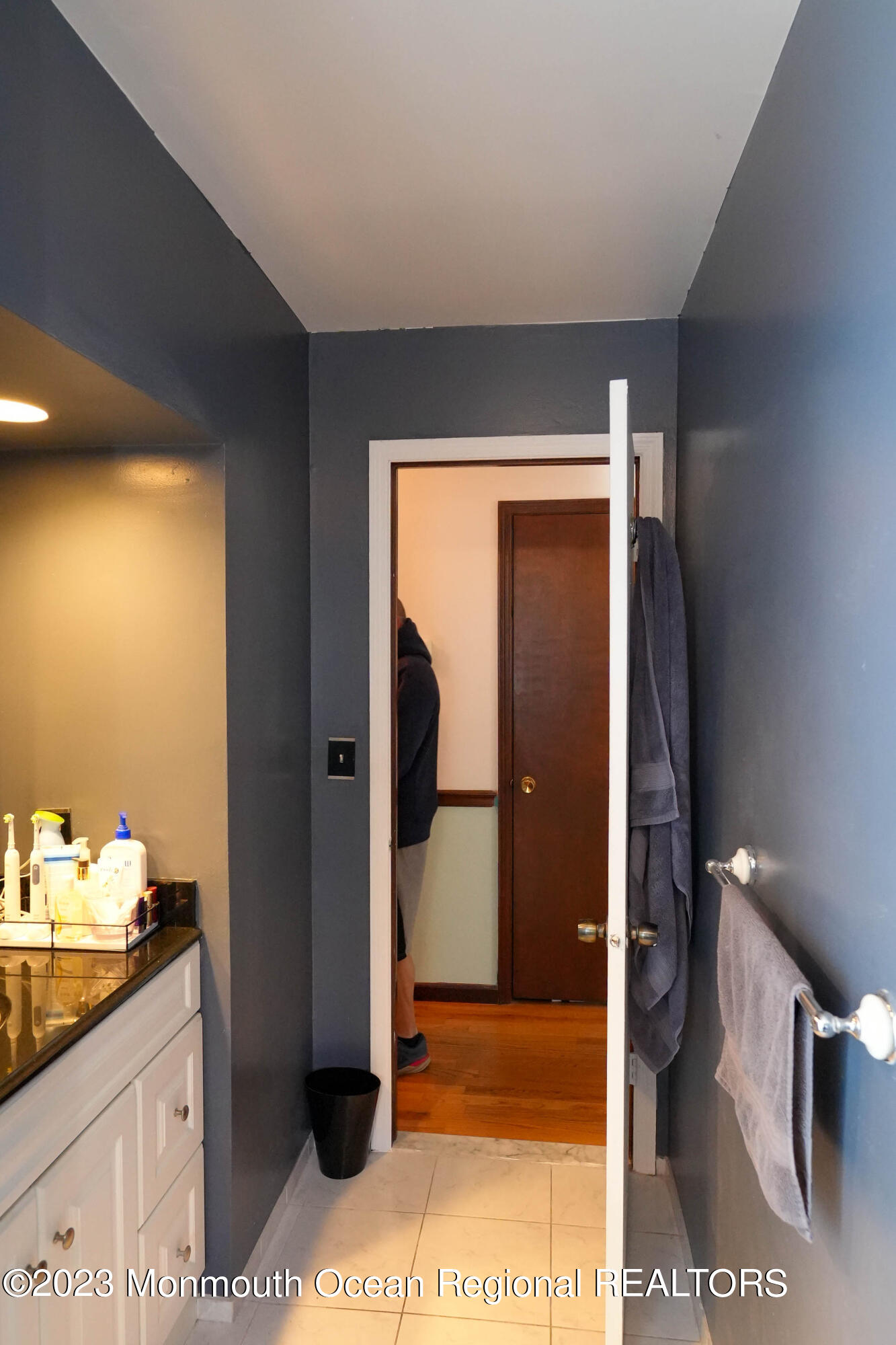 8 Leocadia Court Hazlet, NJ 07730 - Photo 14 of 46 8 Leocadia Ct-14