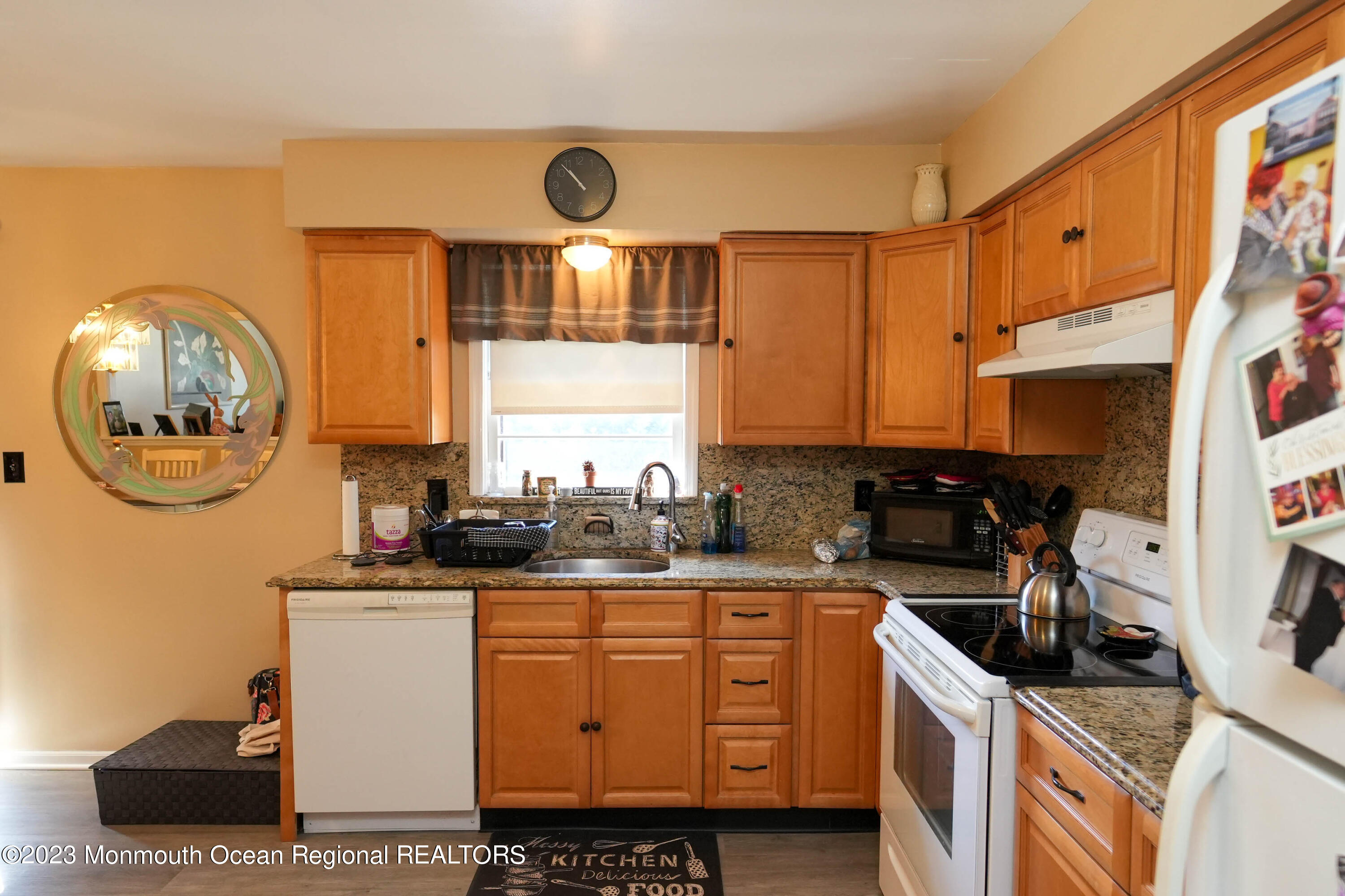 8 Leocadia Court Hazlet, NJ 07730 - Photo 2 of 46 8 Leocadia Ct