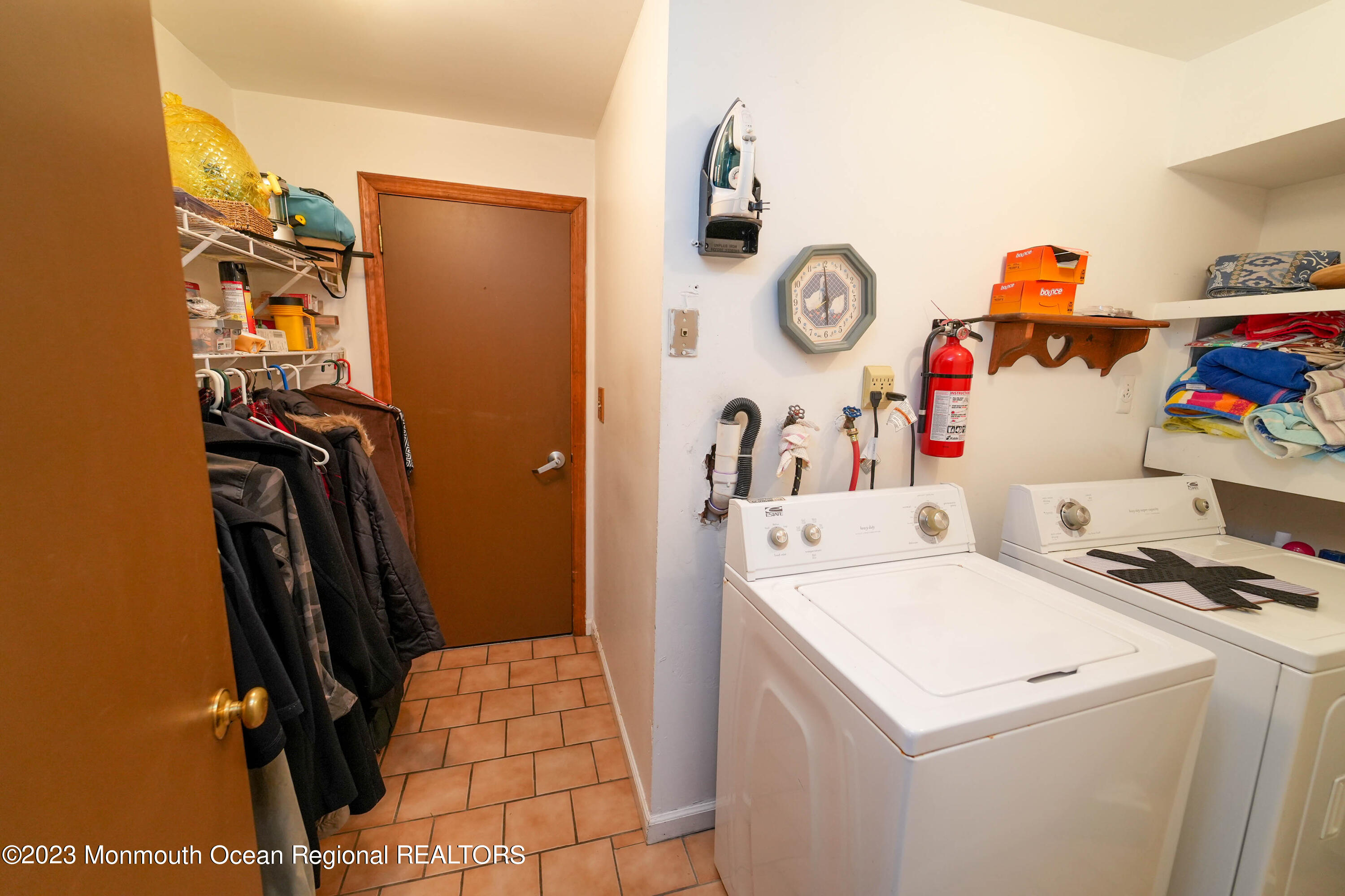 8 Leocadia Court Hazlet, NJ 07730 - Photo 25 of 46 8 Leocadia Ct-28