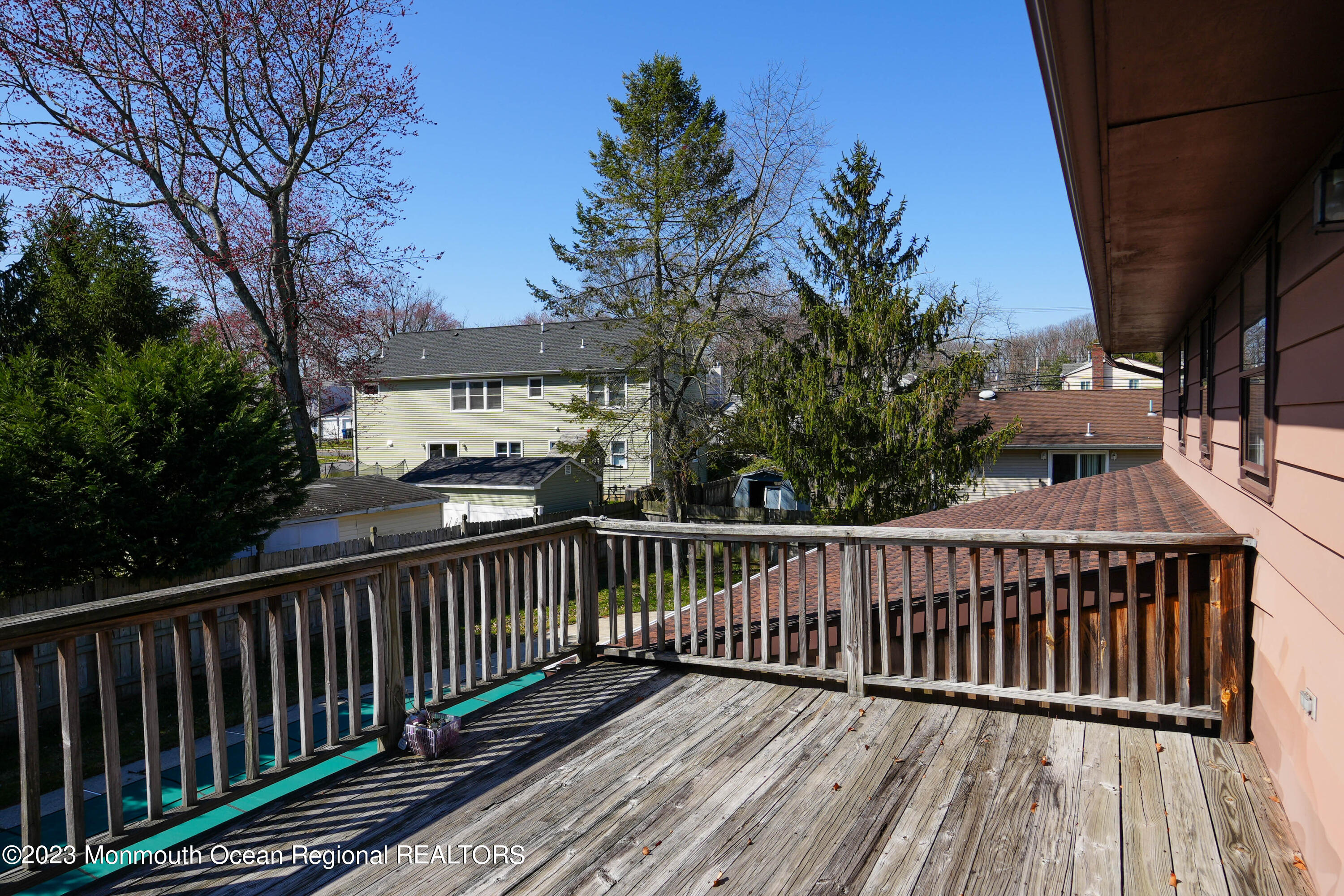 8 Leocadia Court Hazlet, NJ 07730 - Photo 4 of 46 8 Leocadia Ct-5