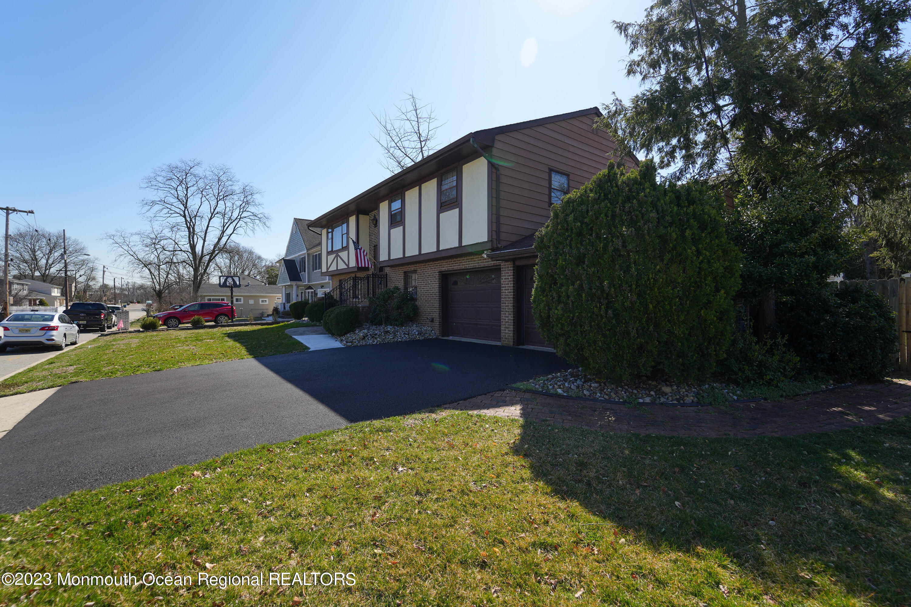 8 Leocadia Court Hazlet, NJ 07730 - Photo 45 of 46 8 Leocadia Ct-48
