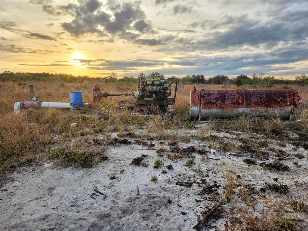 West Frostproof Road Frostproof, FL 33843 - Photo 7 of 29 a view of a dry yard with wooden fence