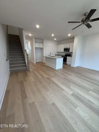 $299,900 | 8818 Chapman Trce Way, Knoxville, TN 37920