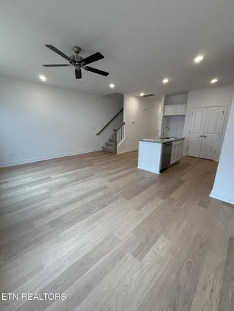 $299,900 | 8818 Chapman Trce Way, Knoxville, TN 37920