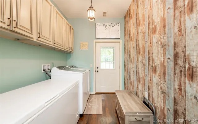 $525,000 | 6981 East Webster Road, Lexington, IN 47138