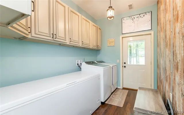 $525,000 | 6981 East Webster Road, Lexington, IN 47138