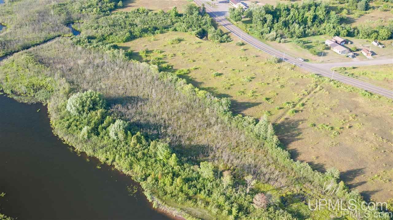 9 Bootjack Rd Lake Lake Linden, MI 49945 - Photo 1 of 20