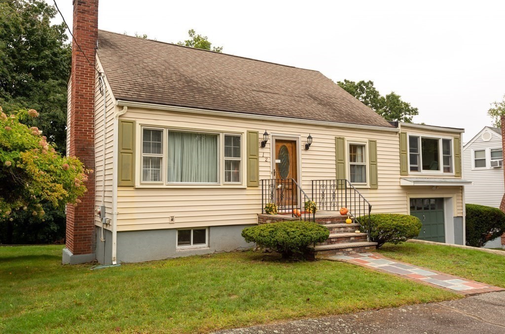12 Elizabeth Road Stoneham, MA 02180 - Photo 1 of 37 Gallery Image 1