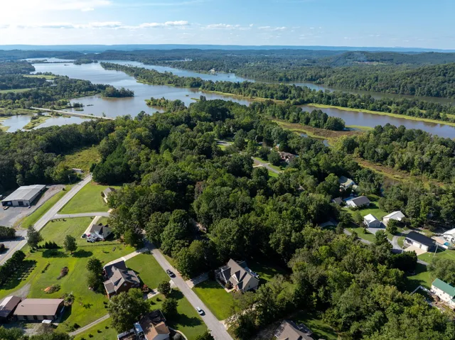 $674,900 | 225 Woods Subdivision Lane, Georgetown, TN 37336