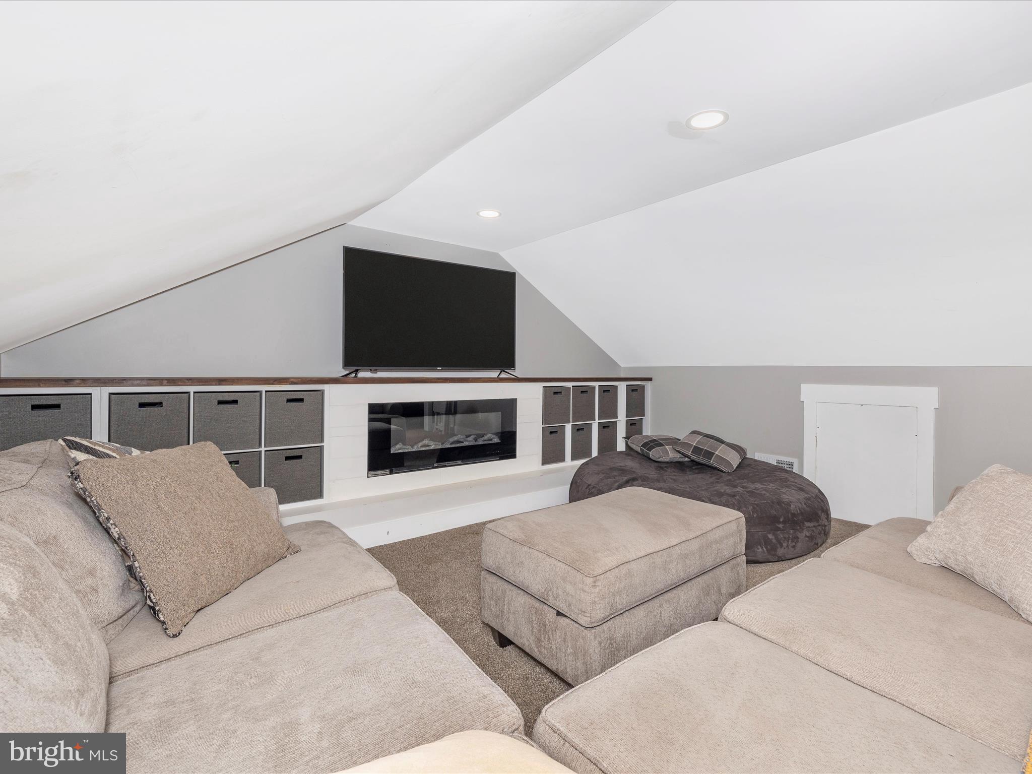5316 Stone Road Frederick, MD 21703 - Photo 52 of 109 2nd level loft