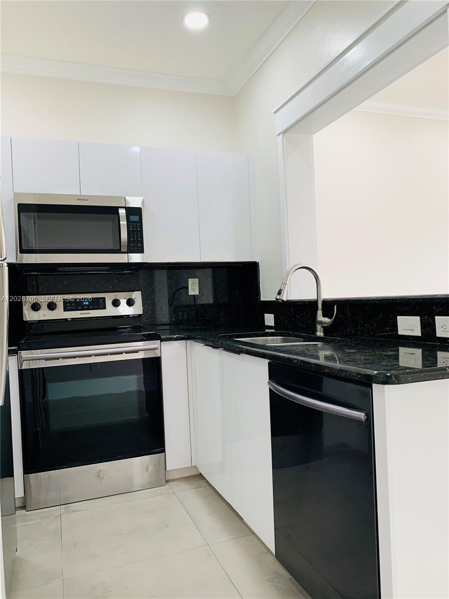 17650 Northwest 73rd Avenue, Unit 202 Hialeah, FL 33015 - Photo 3 of 19