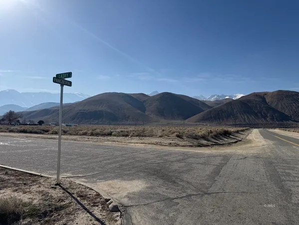 $449,900 | 121 East Pangborn Street, Lone Pine, CA 93545