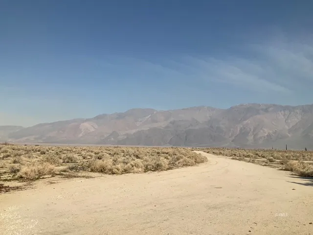 $465,000 | 121 East Pangborn Street, Lone Pine, CA 93545