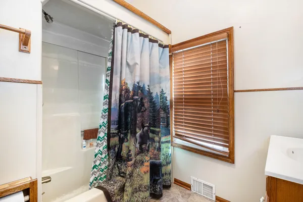 $250,000 | 521 Spring Street, Lowell, MI 49331