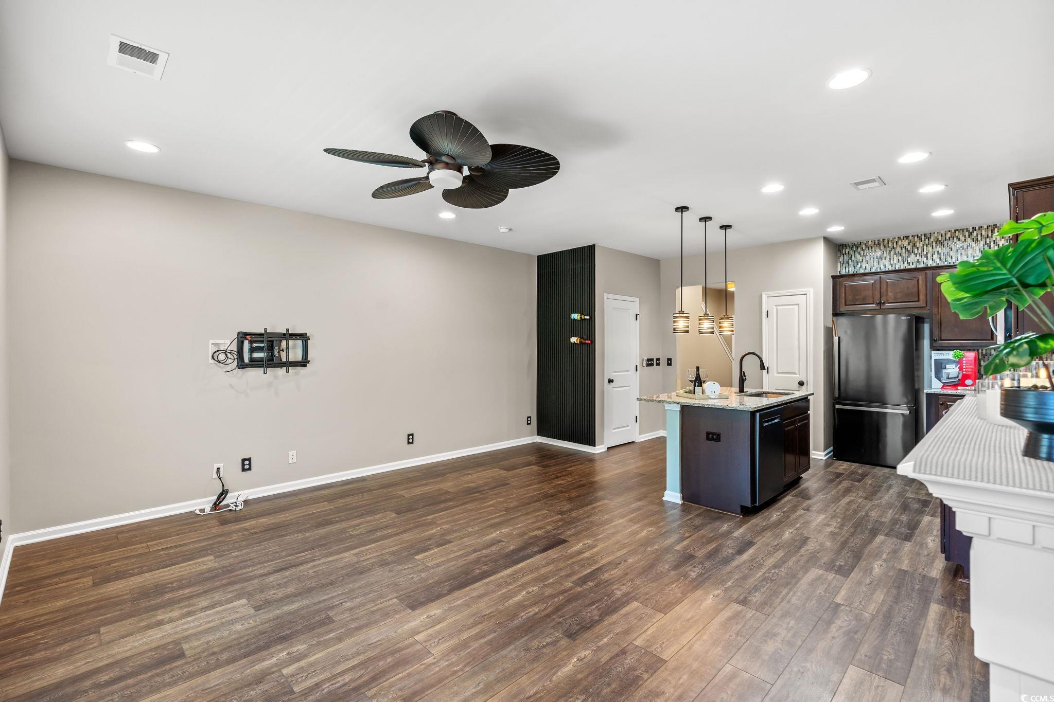 257 Castle Drive, Unit 1422 Myrtle Beach, SC 29579 - Photo 7 of 36