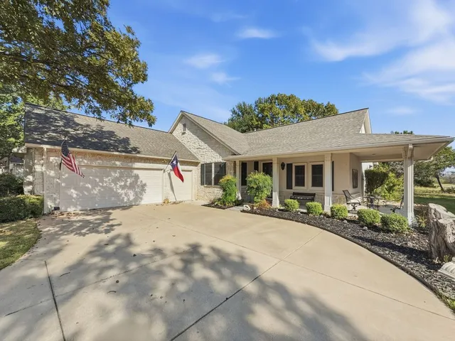 $425,000 | 126 Cold Springs Drive, Georgetown, TX 78633