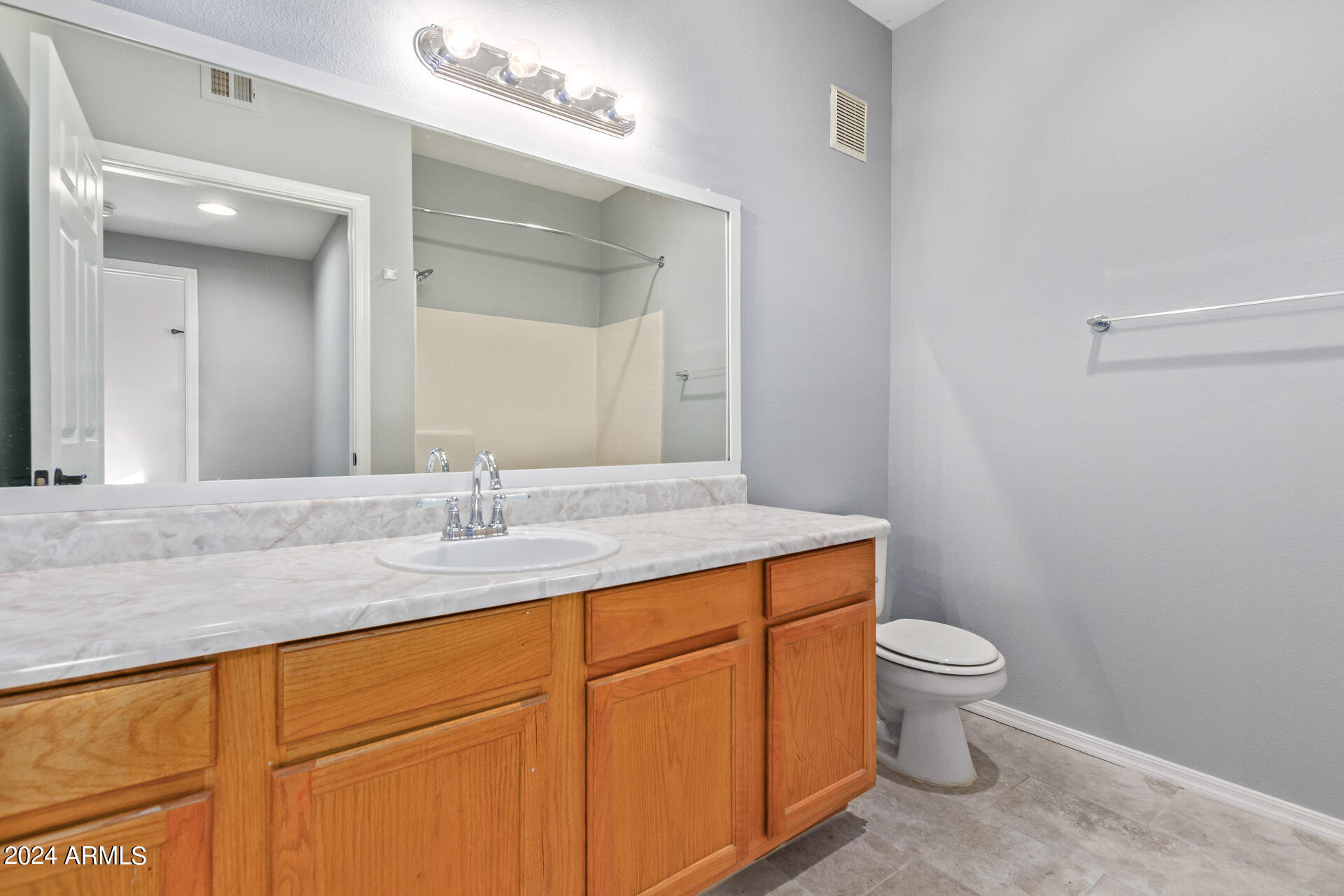 10030 West Indian School Road, Unit 155 Phoenix, AZ 85037 - Photo 13 of 27 0012-11 - Indian School