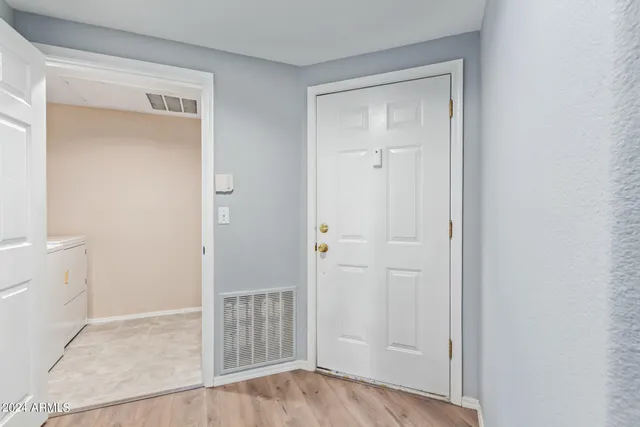 $1,495 | 10030 West Indian School Road, Unit 155, Phoenix, AZ 85037