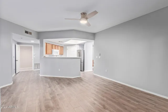 $1,495 | 10030 West Indian School Road, Unit 155, Phoenix, AZ 85037