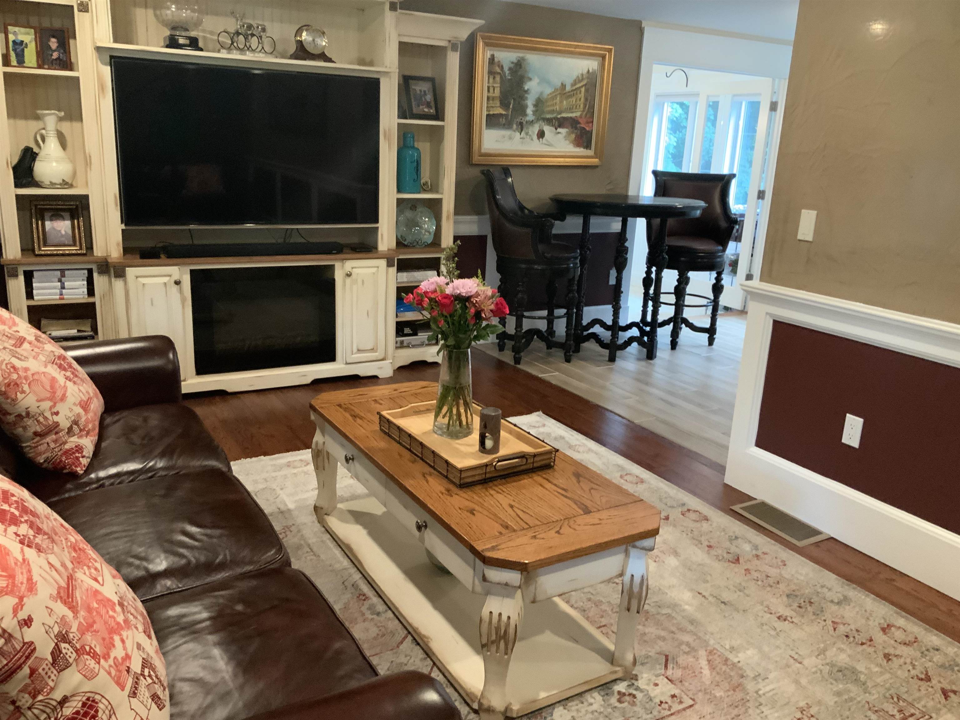 4 Torrey Road Nashua, NH 03063 - Photo 3 of 44 Gallery Image 3
