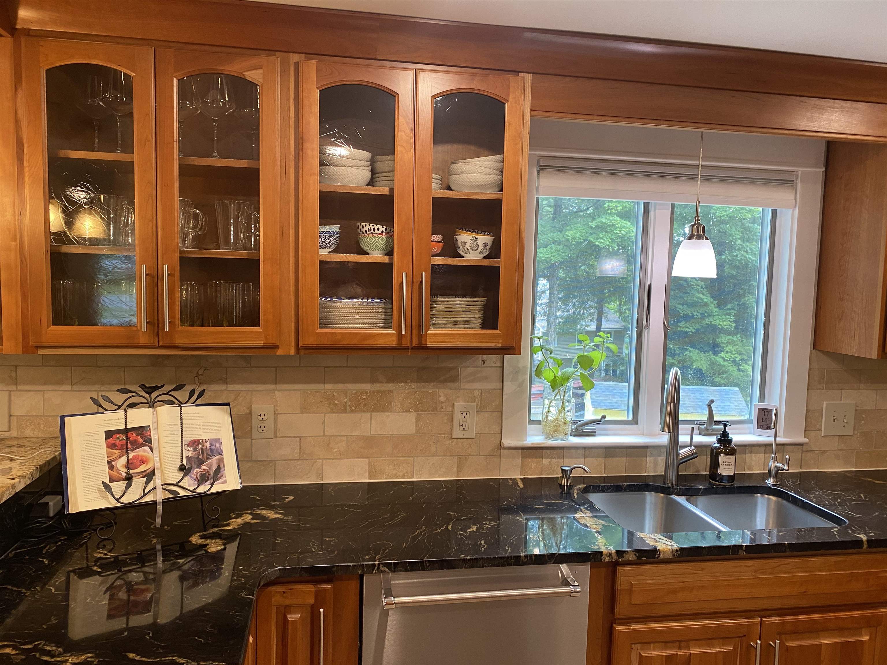 4 Torrey Road Nashua, NH 03063 - Photo 35 of 44 Gallery Image 35