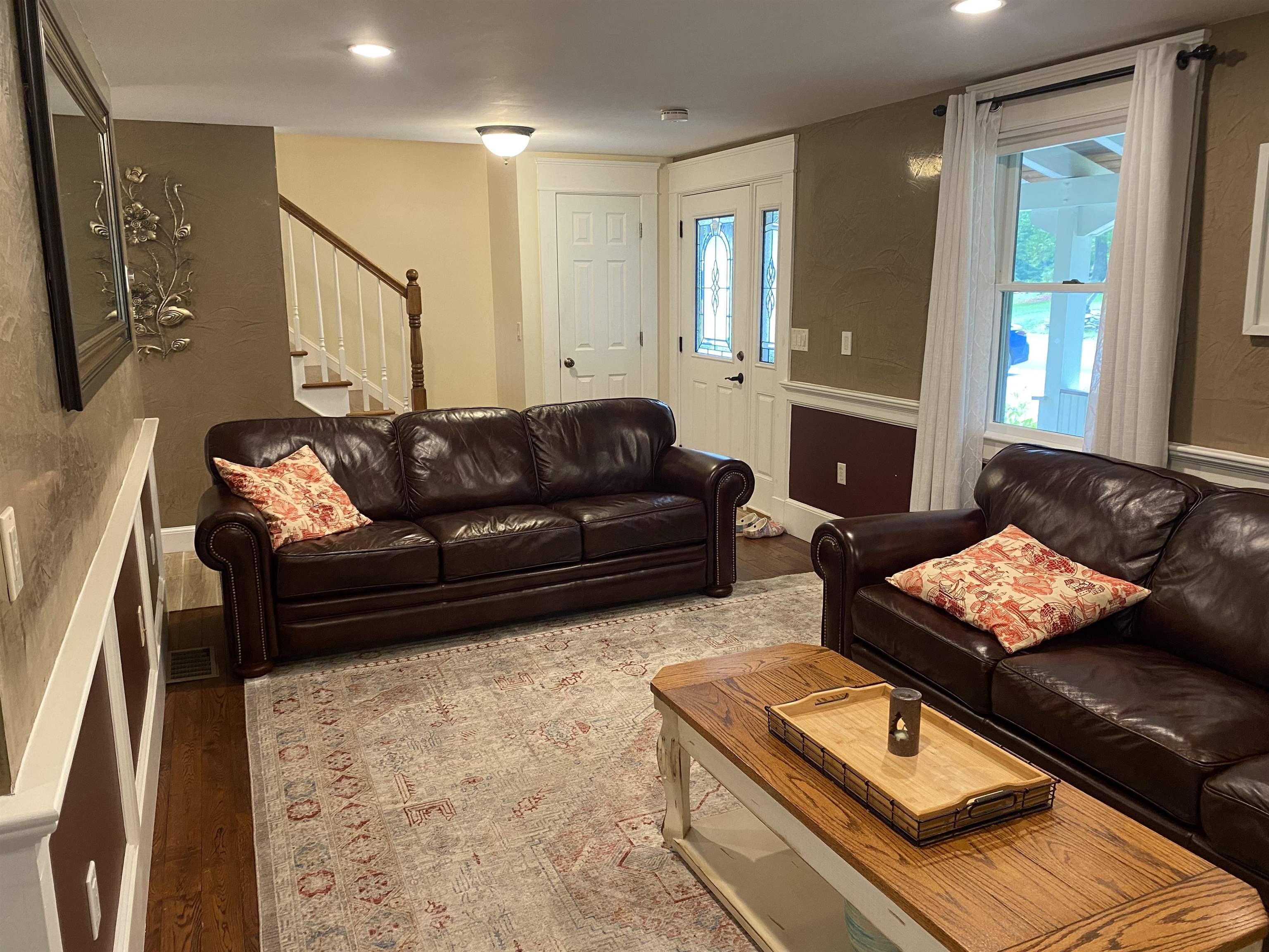 4 Torrey Road Nashua, NH 03063 - Photo 4 of 44 Gallery Image 4