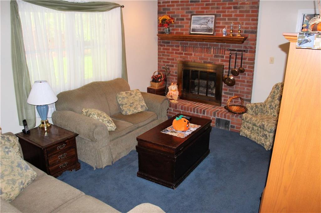 1040 Donnellville Road Natrona Heights, PA 15065 - Photo 11 of 25 Gallery Image 11