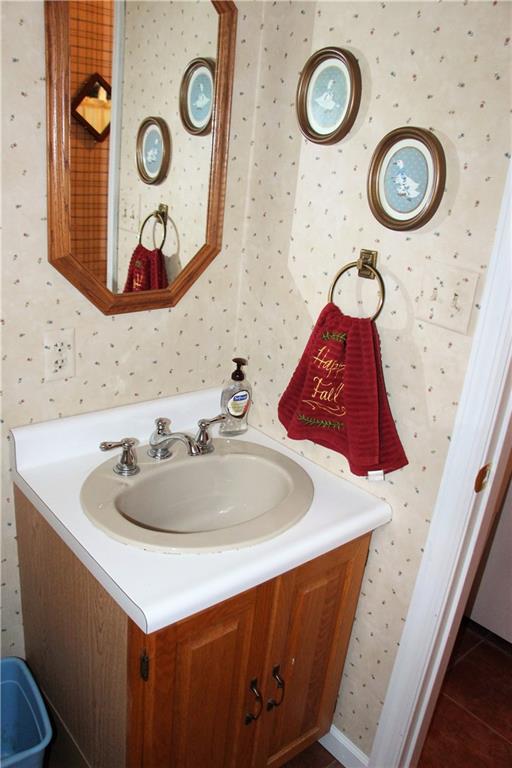 1040 Donnellville Road Natrona Heights, PA 15065 - Photo 13 of 25 Gallery Image 13