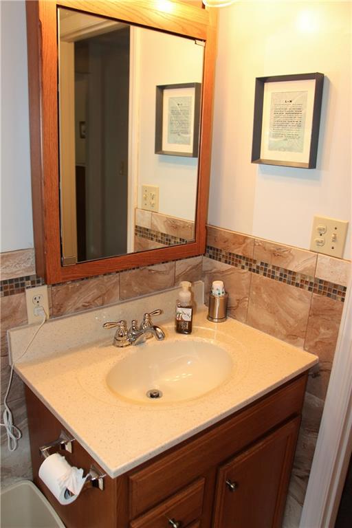 1040 Donnellville Road Natrona Heights, PA 15065 - Photo 14 of 25 Gallery Image 14